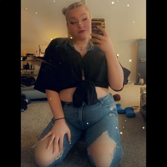 Meet your Posher, Stazia - Picture 1 of 1